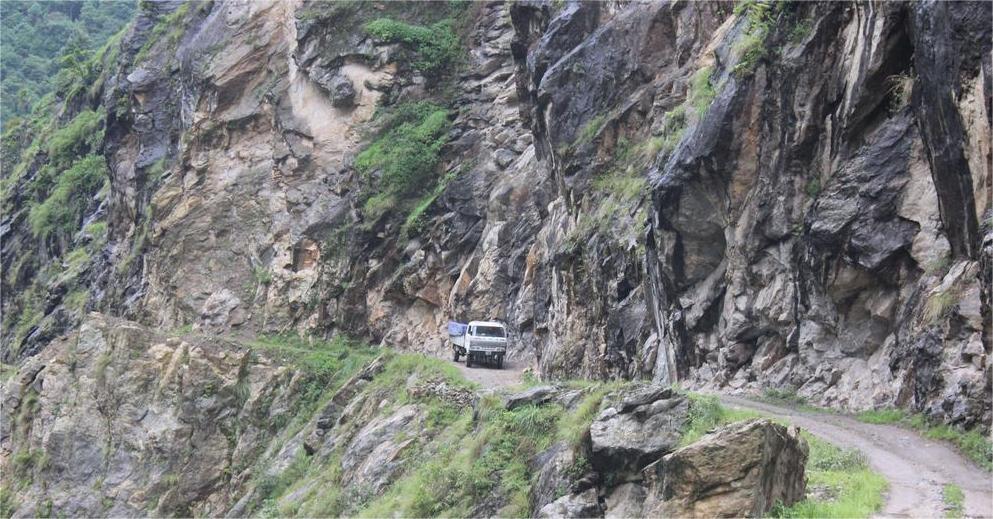 लमजुङ-मनाङ सडकखण्ड असार २० गतेदेखि राति बन्द हुने