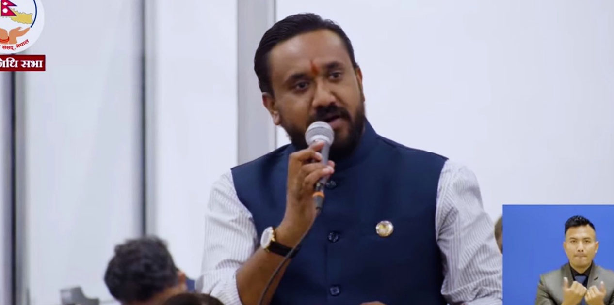 संसद् परिसरमा पत्रकारका लागि आधारभूत सुविधा सुनिश्चित गर्न सांसद सुनारको माग