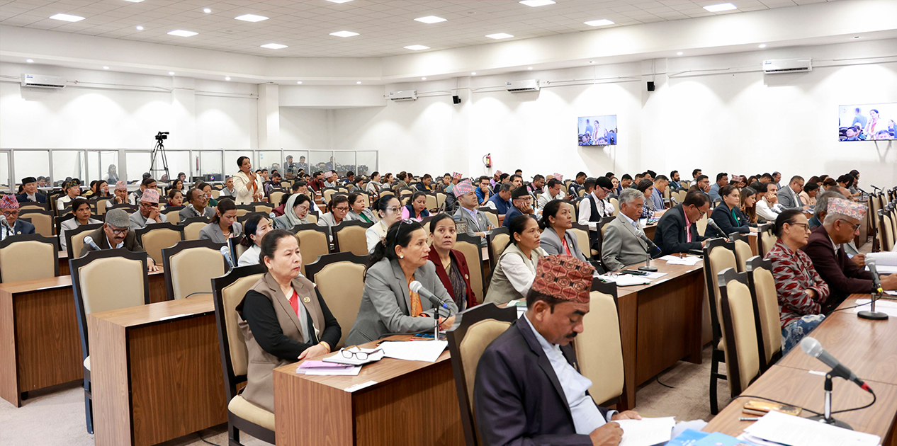प्रधानमन्त्रीले आफ्नो अभिव्यक्तिबारे संसदमा स्पष्ट पार्नुपर्ने विपक्षीको माग