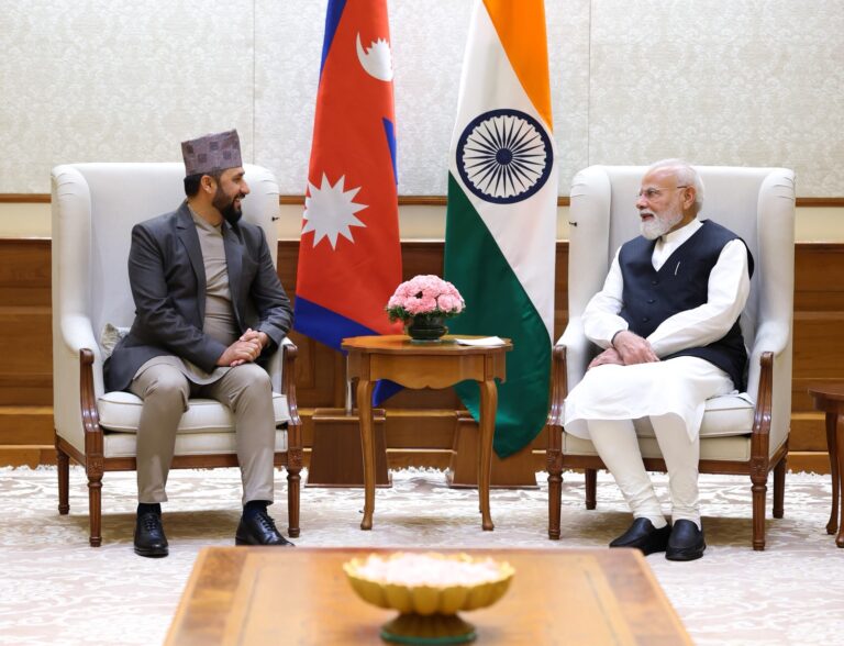 सभापति रवि लामिछानेले नरेन्द्र मोदीलाई दिए नेपाल भ्रमणको निम्तो