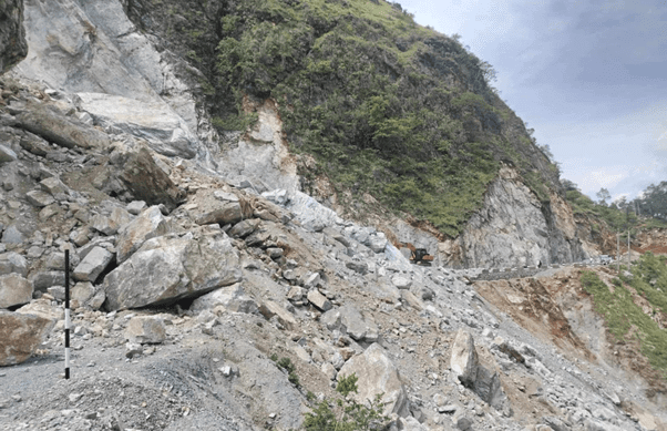 पहिरोबाट कालीगण्डकी कोरिडोर अवरुद्ध