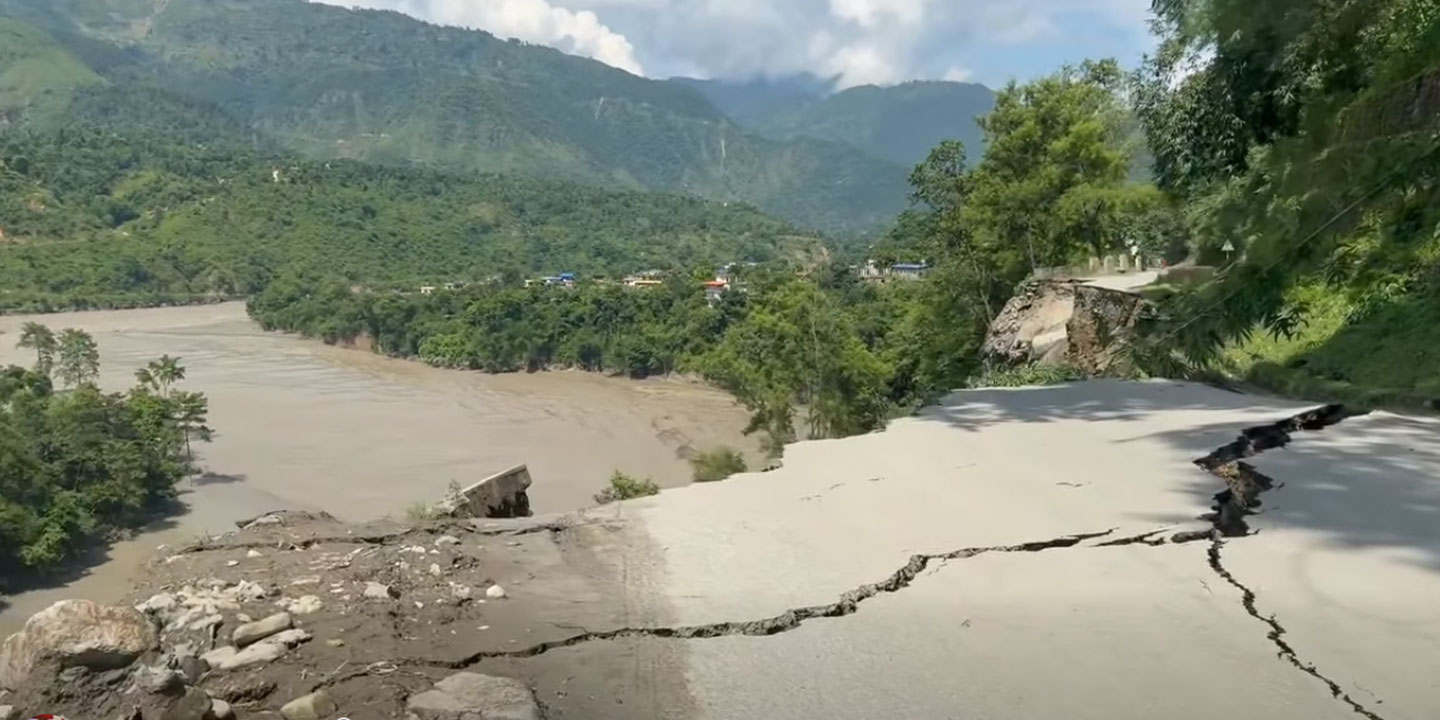 कृष्णभीरमा सडक बनाउने काम अघि बढ्यो