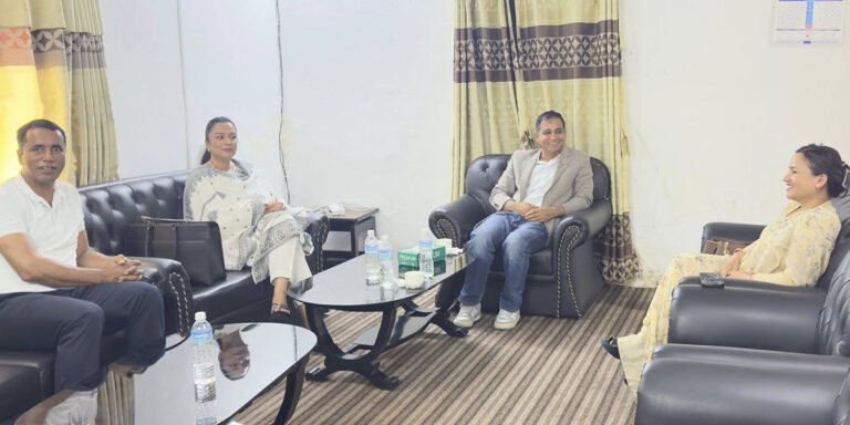 कांग्रेसले बाेलायाे विपक्षी दलहरूको संयुक्त बैठक