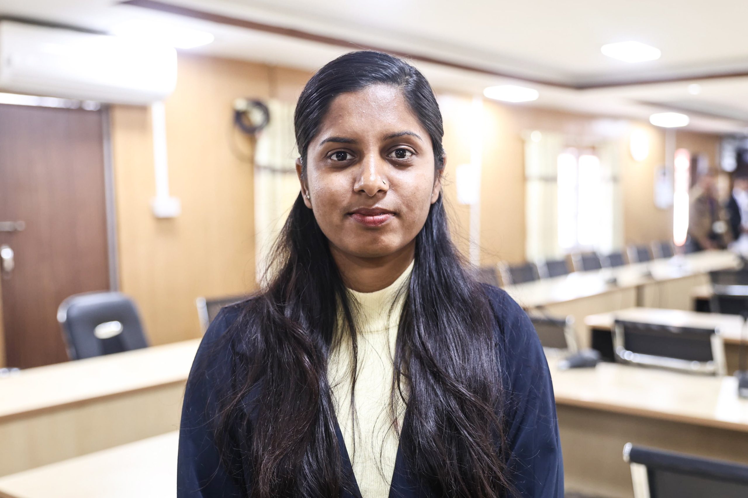 उपसभामुखद्वारा एक महिनाको पारिश्रमिक बाढी पीडितका लागि सहयोग