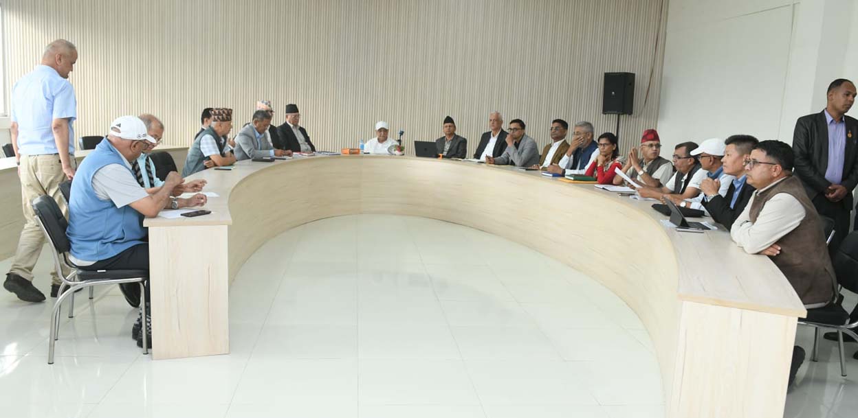 च्यासलमा एमाले सचिवालय बैठक जारी